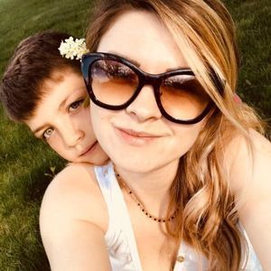 Meet your Posher, Carmen